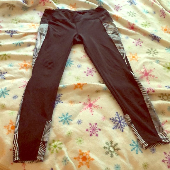 Fitted yoga/workout pants - Picture 1 of 5